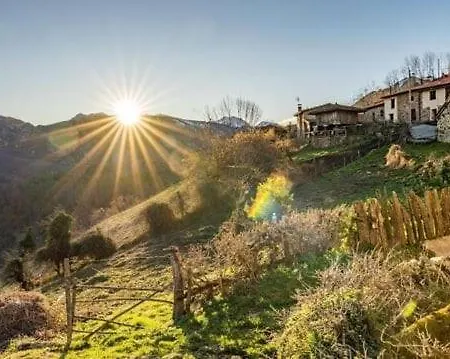 La Cueva Rural Boutique Semesterbostad La Focella