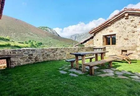 Semesterbostad La Cueva Rural Boutique La Focella